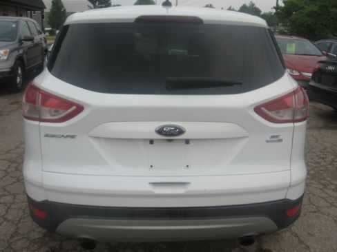 Used 2015 Ford Escape 4WD SE image 5