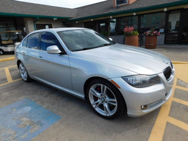 Used 2011 BMW 335d Sedan RWD image 2