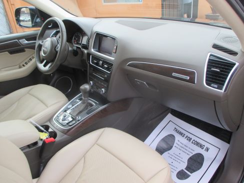 Used 2015 Audi Q5 3.0T Premium Plus image 3