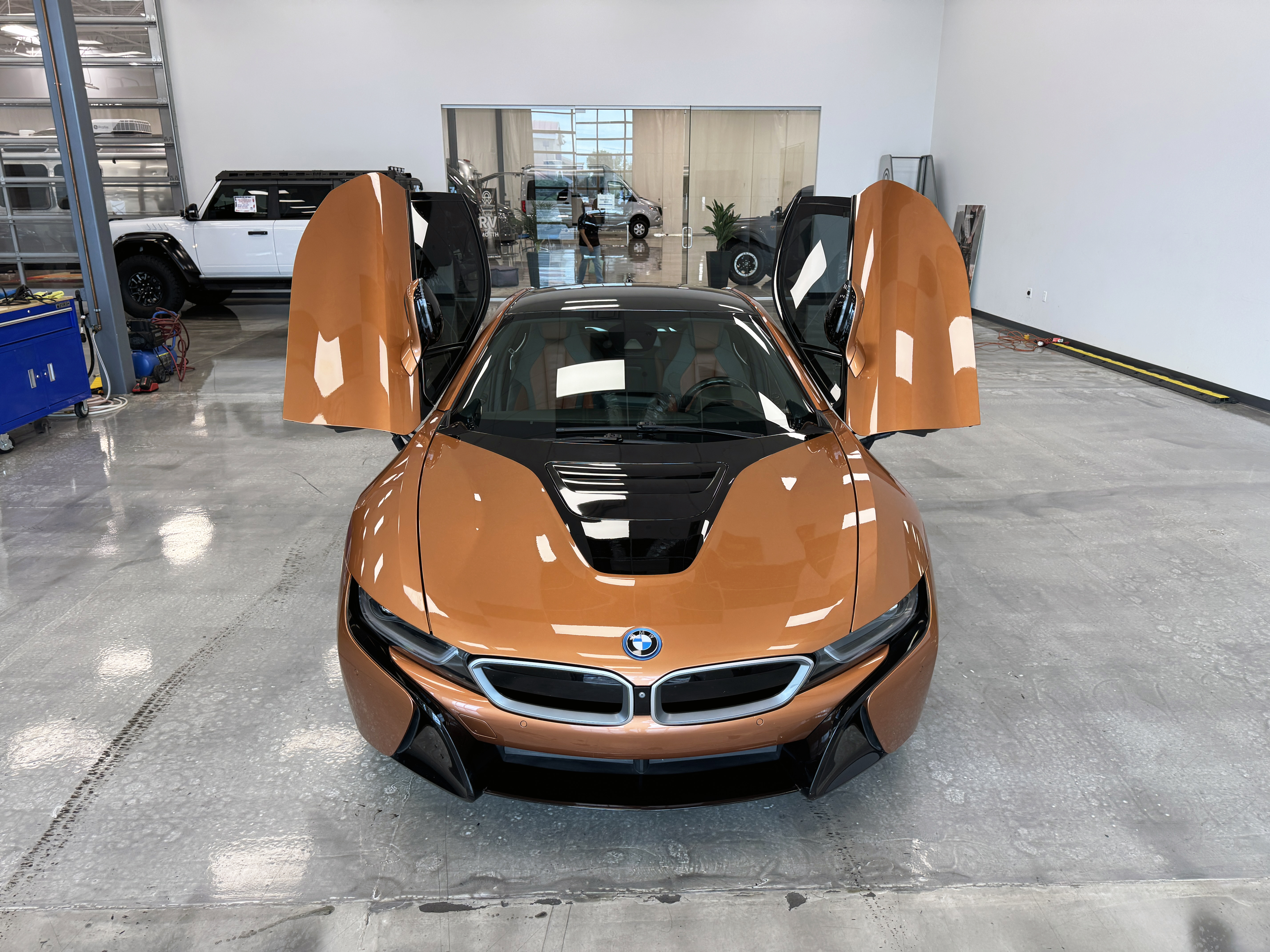 Used 2019 BMW i8 Coupe AWD/4WD image 9