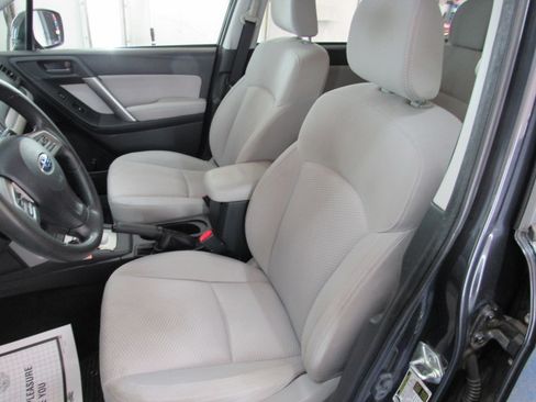 Used 2015 Subaru Forester 2.5i Premium image 13