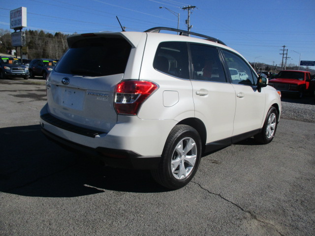 Used 2015 Subaru Forester 2.5i Limited AWD/4WD image 6