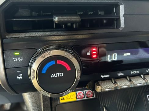 Used 2025 Toyota 4Runner 4WD TRD-Off Road image 19