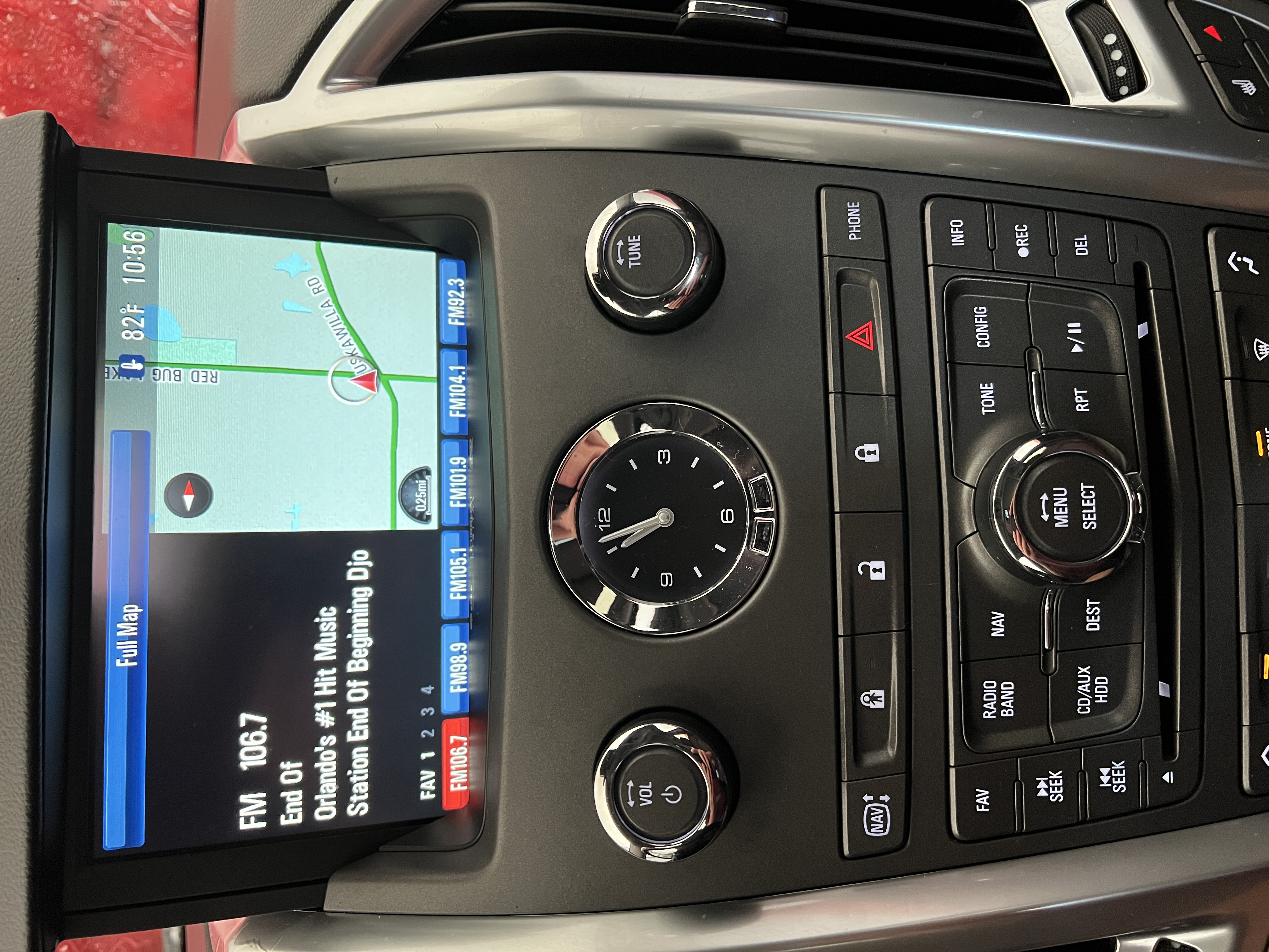Used 2010 Cadillac SRX AWD Performance image 24