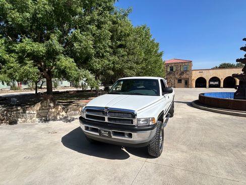 Used 1999 Dodge Ram 2500 Truck 4x4 Quad Cab image 4