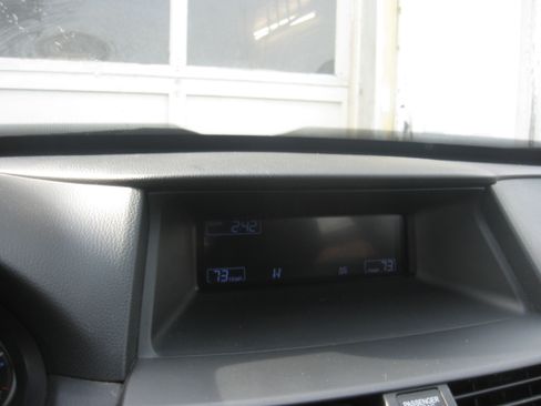 Used 2010 Honda Accord Crosstour EX image 11