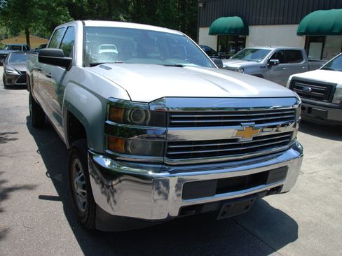Used 2015 Chevrolet Silverado 2500 image 8