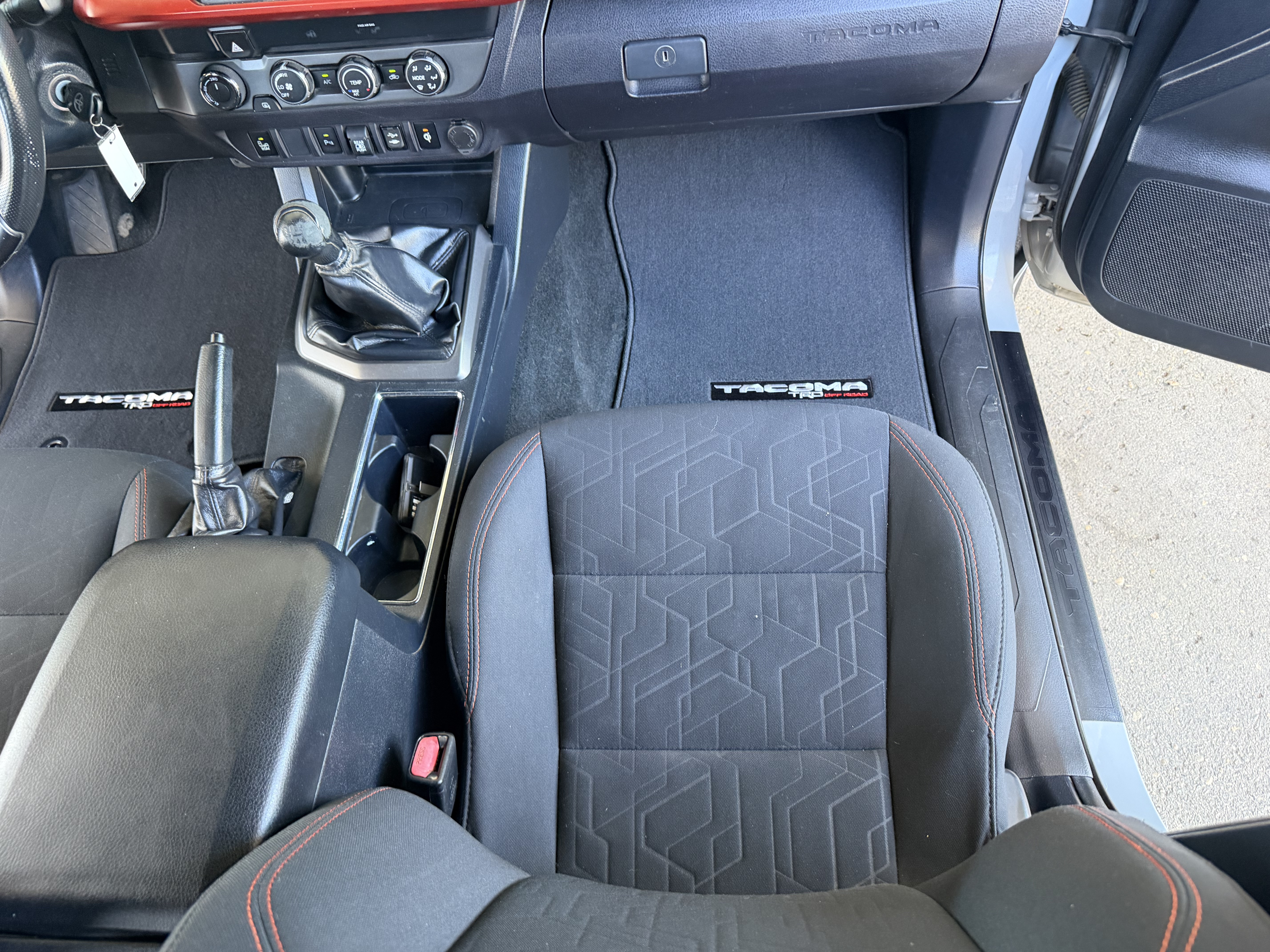 Used 2019 Toyota Tacoma 4x4 Double Cab TRD Off Road image 37