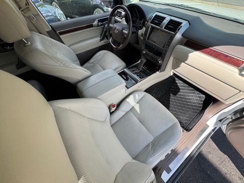 Used 2016 Lexus GX 460 UNAVAIL AWD/4WD image 8