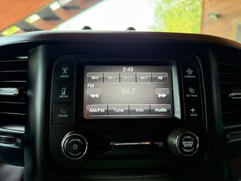 Used 2023 RAM 2500 4x4 Crew Cab Tradesman image 12