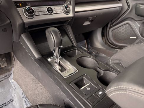 Used 2016 Subaru Legacy 3.6R Limited image 12