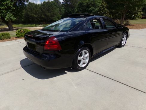 Used 2004 Pontiac Grand Prix GTP FWD image 5