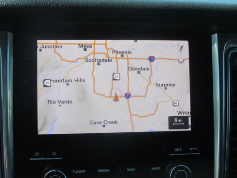 Used 2017 Porsche Macan image 8