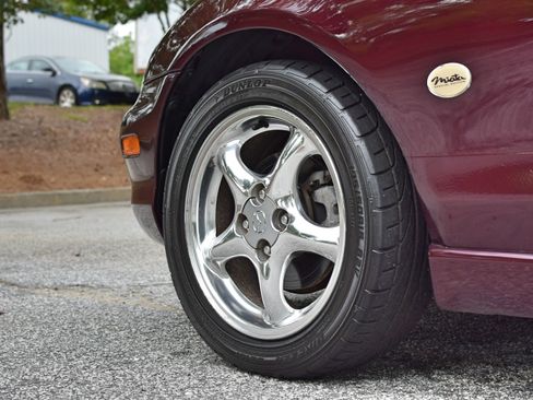 Used 2000 MAZDA MX-5 Miata Special Edition image 23