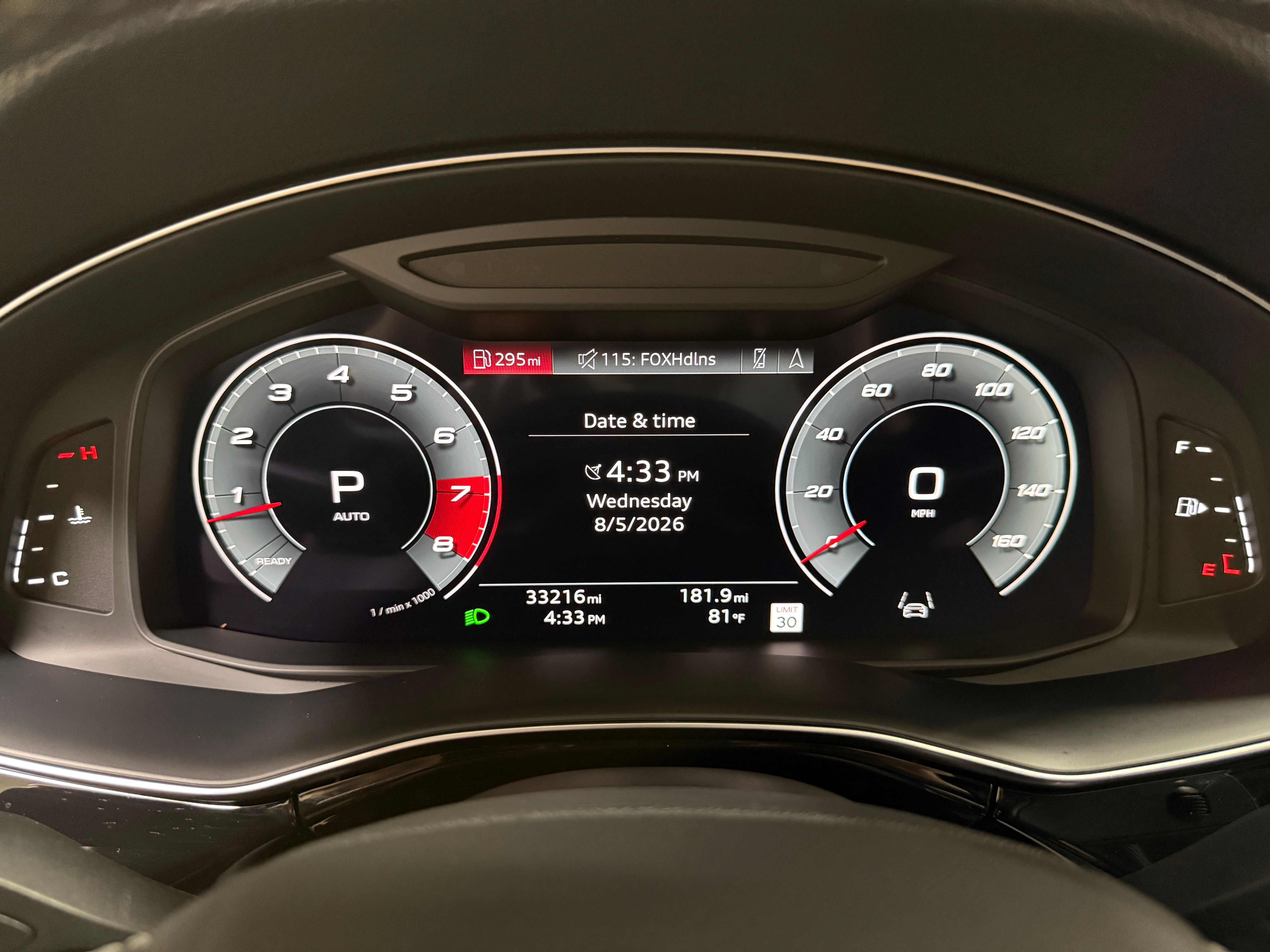 Used 2023 Audi SQ8 Prestige AWD/4WD image 28