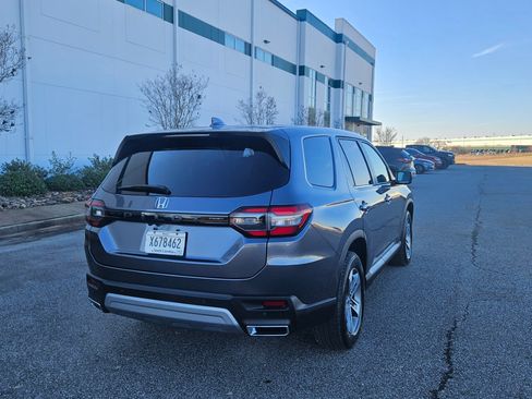 Used 2025 Honda Pilot EX-L image 4