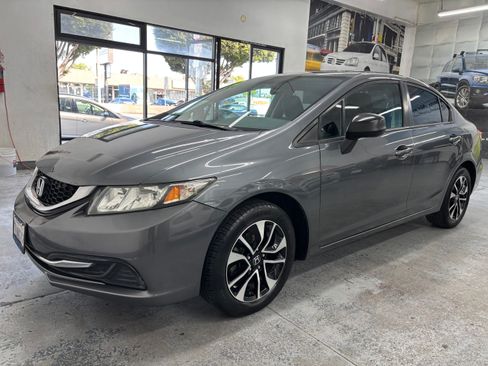 Used 2013 Honda Civic EX image 2