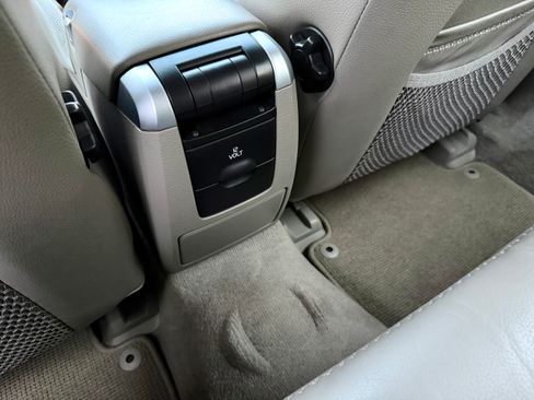 Used 2005 Volvo XC70 image 54