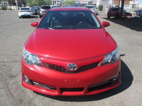 Used 2012 Toyota Camry SE image 11