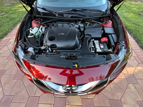 Used 2016 Nissan Maxima SR FWD image 11