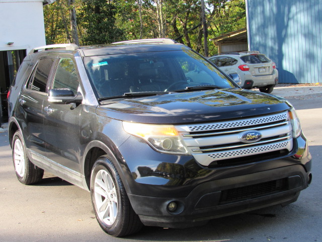 Used 2014 Ford Explorer 4WD XLT image 14