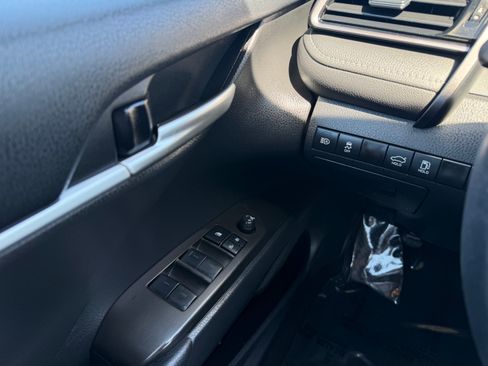 Used 2023 Toyota Camry SE w/ Nightshade FWD image 14