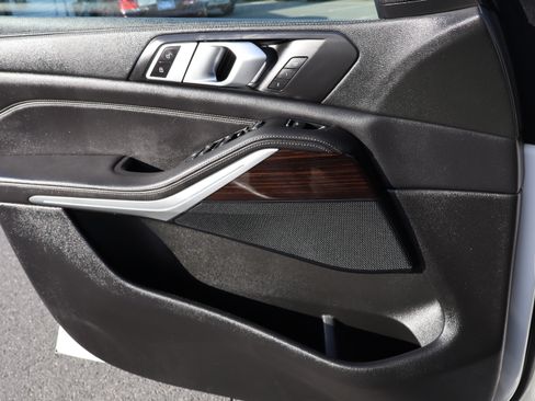 Used 2019 BMW X5 xDrive40i AWD/4WD image 21