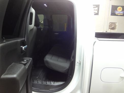Used 2021 GMC Sierra 2500 SL image 13