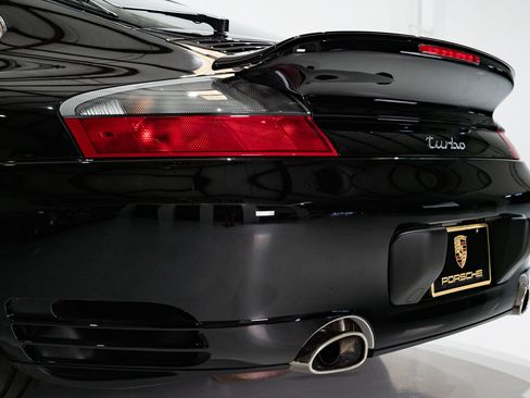 Used 2001 Porsche 911 Turbo Coupe AWD/4WD image 47