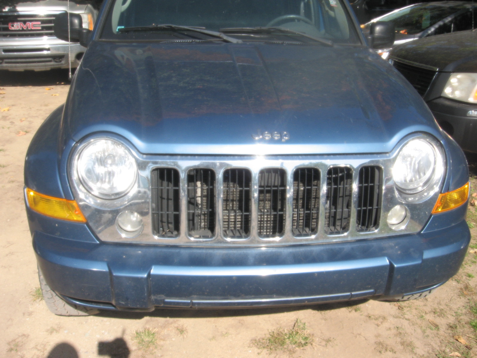 Used 2006 Jeep Liberty 4WD Limited image 2