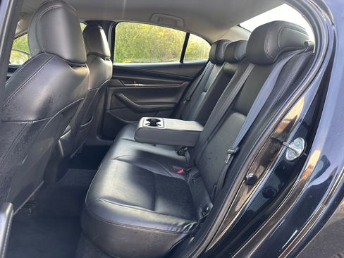 Used 2020 MAZDA MAZDA3 Sedan w/ Select Package FWD image 17