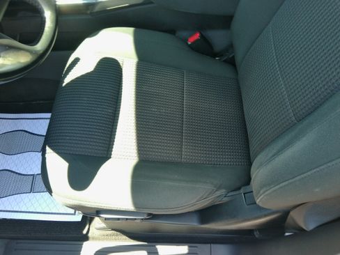 Used 2013 Nissan Titan 4x4 Crew Cab SV image 42