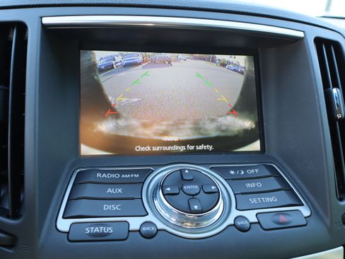 Used 2013 INFINITI G37 image 26