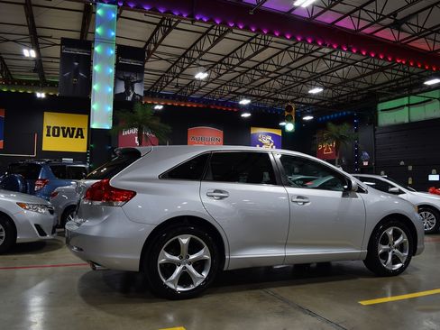 Used 2012 Toyota Venza LE AWD image 8