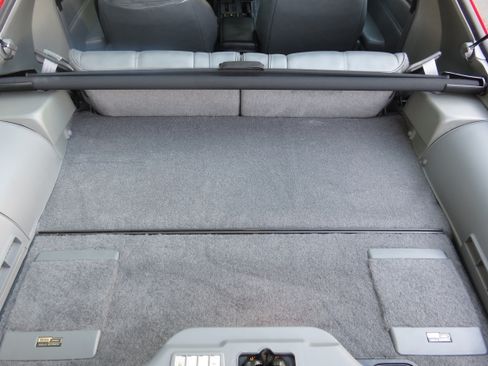 Used 1990 Chevrolet Camaro IROC-Z image 17