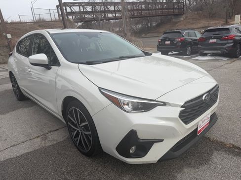 Used 2024 Subaru Impreza 2.0i Sport image 6