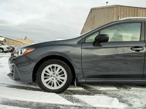 Used 2018 Subaru Impreza 2.0i Premium image 40