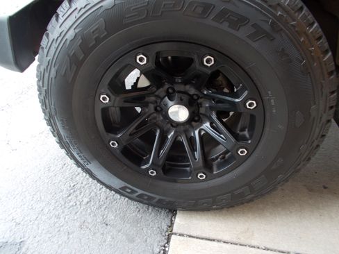 Used 2012 Jeep Wrangler 4WD Sport image 13