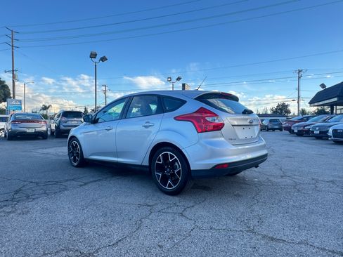 Used 2012 Ford Focus SE image 4