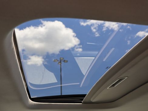 Used 2013 Ford Fusion Titanium FWD image 34