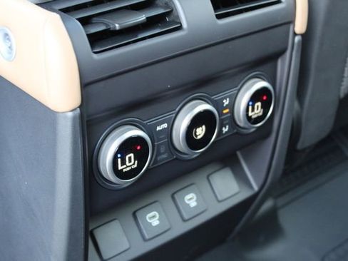 New 2025 Land Rover Defender 110 V8 image 21