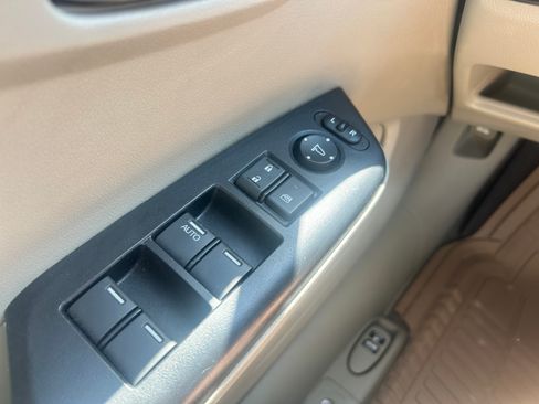 Used 2012 Honda Civic Natural Gas image 10