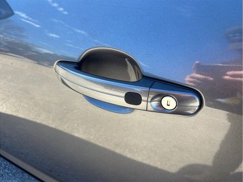 Used 2014 Ford Focus Titanium image 16