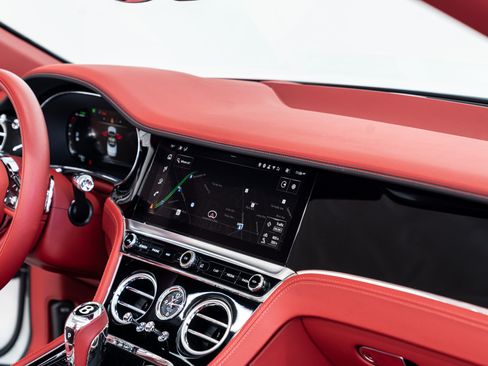 Used 2025 Bentley Continental GTC Speed image 53