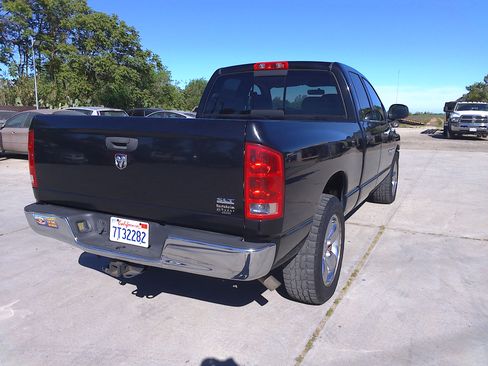 Used 2005 Dodge Ram 1500 Truck SLT image 4