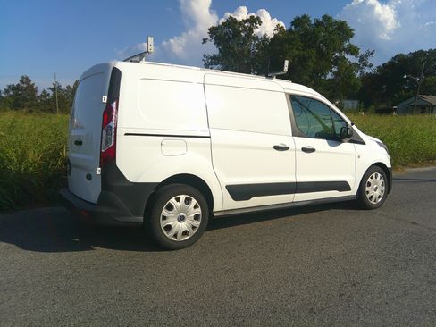 Used 2021 Ford Transit Connect XL image 2