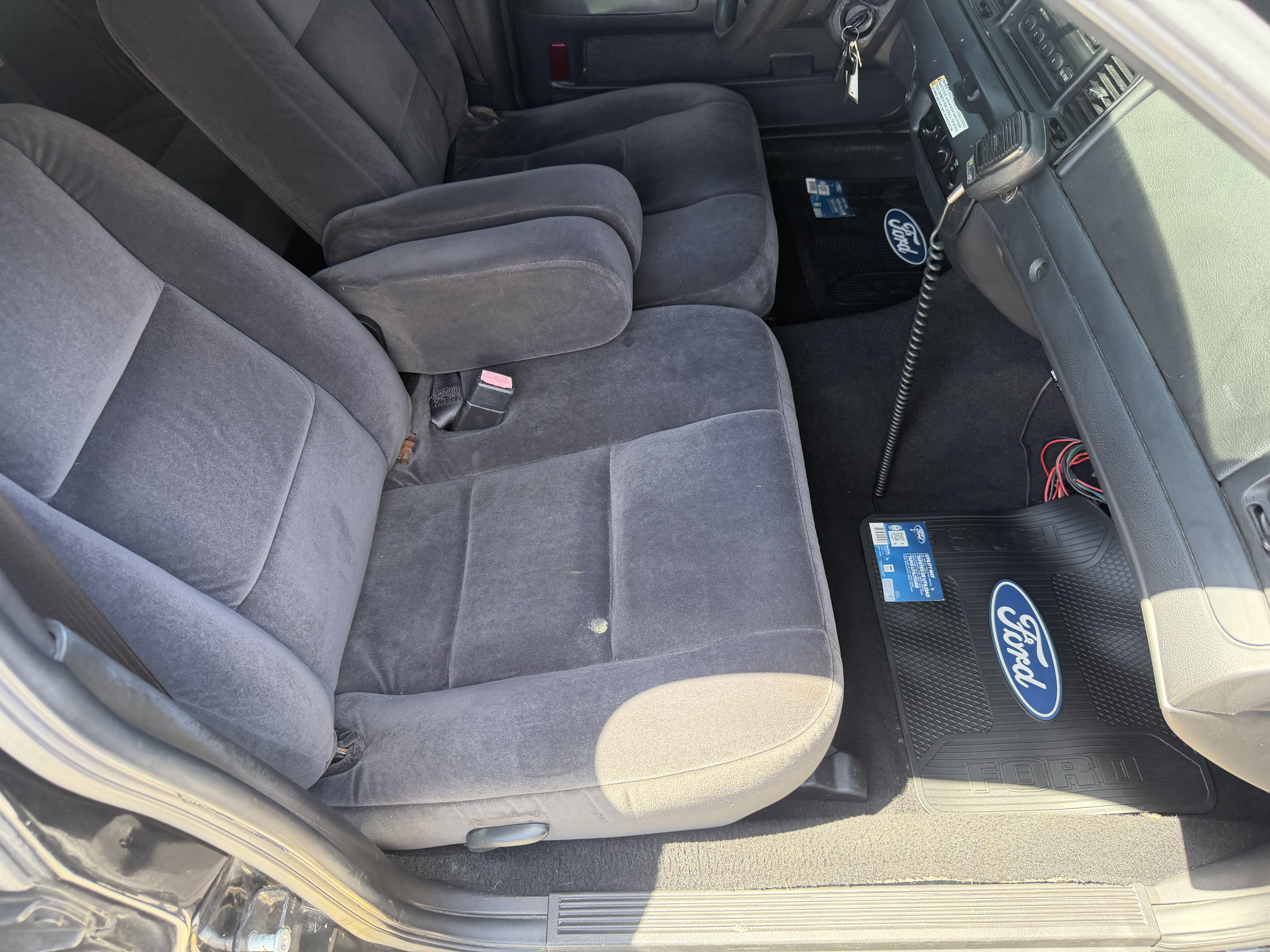 Used 2006 Ford Crown Victoria Police Interceptor RWD image 29