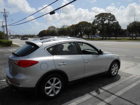 Used 2010 INFINITI EX35 Journey image 5