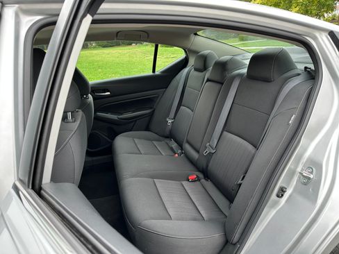 Used 2022 Nissan Altima 2.5 SV image 19