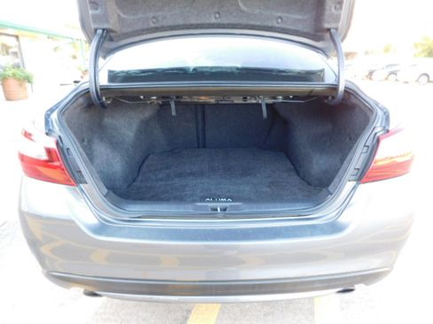 Used 2018 Nissan Altima 2.5 SR image 8